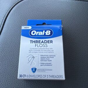 Oral-B GLIDE Pro-Health Dental THREADER FLOSS 30 Single Use Packets ORIGINAL